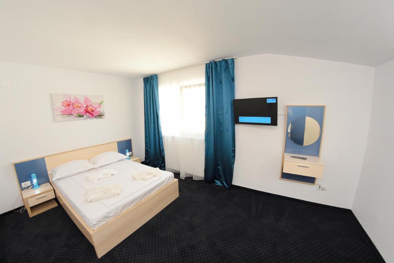 Apartamente Liliacul Jupiter Buitenkant foto